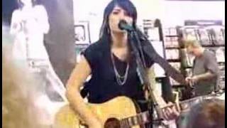 KT Tunstall - Saving My Face (LIVE)