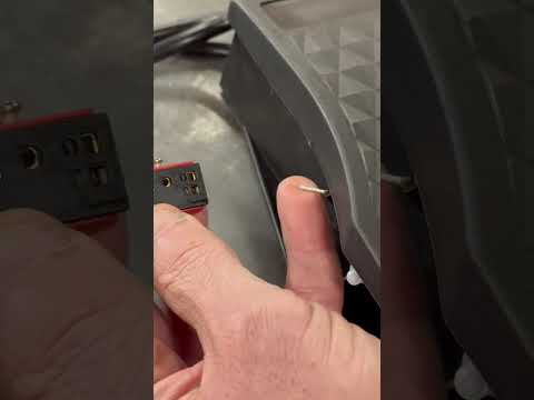 Replacing the trigger switch on the Arbe pendant motor foot pedal