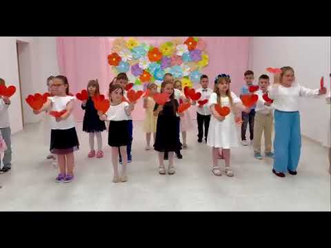 KOCHAM MAMĘ NIE TYLKO OD ŚWIĘTA, piosenka dla dzieci, EDUMUZ