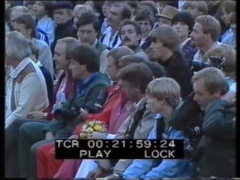 1959 Netherlands Eurovision Teddy Scholten Een Beetje 1981 Momarkedet