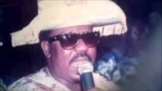 SIKIRU AYINDE BARRISTER IN AN OLD SCHOOL LIVE.... CLUB 82 (ADEBAYO SUCCESS) SIKIRU AYINDE BARRISTER IN AN OLD SCHOOL LIVE.... CLUB 82 (ADEBAYO SUCCESS)