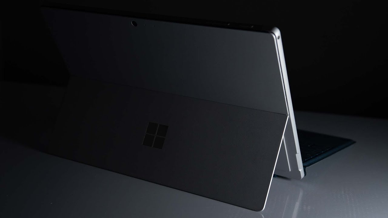 TrÃªn tay Microsoft Surface Pro 6 chÆ°a ra máº¯t: thiáº¿t káº¿ má»m máº¡i hÆ¡n, váº«n khÃ´ng cÃ³ cá»•ng type C - YouTube