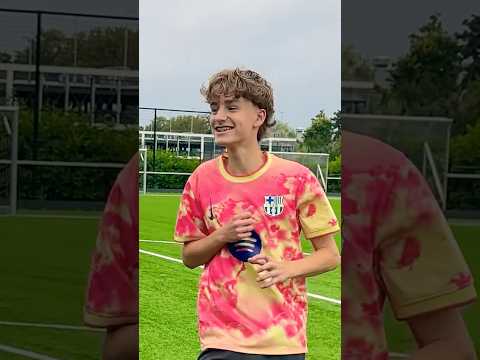 XAVY & SKY proberen mijn NIEUWSTE FLICK-UP! 🥵💥 #baileyfreestyle #voetbal #skills #freestyle #broer