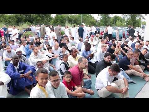 Gëzohu gëzohu Musliman... sot festojmë të bukrin Bajram.