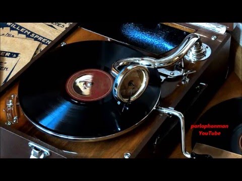 Ambrose and his Orch. on a Sprenger's Gramophone.