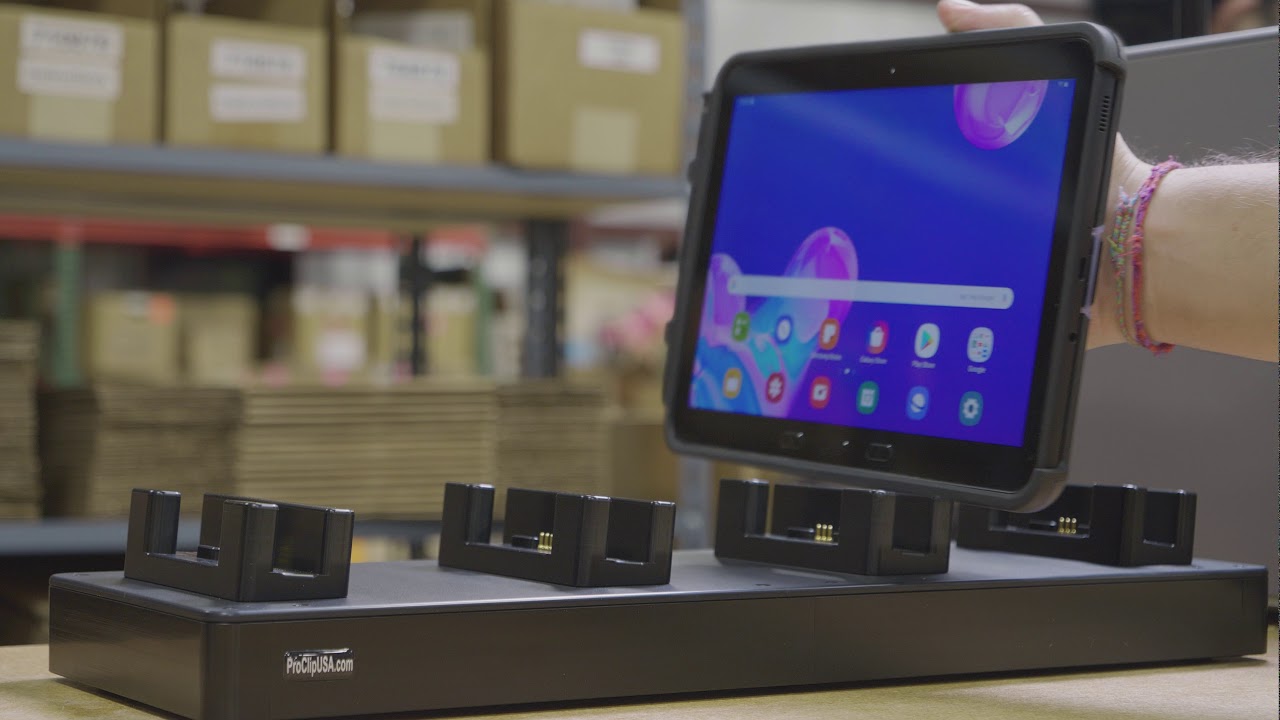 4-Bay Charging Station - Tab Active with OtterBox uniVERSE