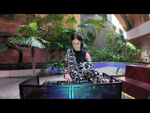 DJ TASHA LEE video.