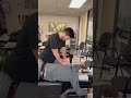 Ini Adalah Penyesuaian Punggung Tengah Yang MENDALAM Chiropractor Retak Penyesuaian Kesehata