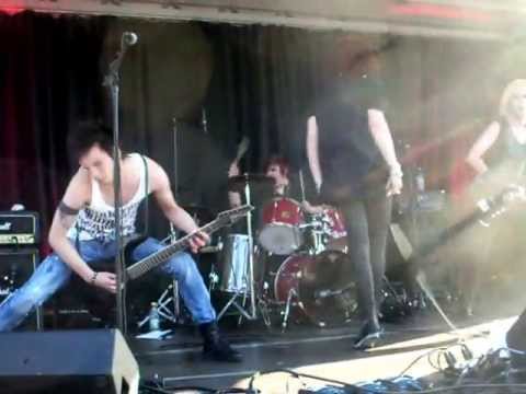 Jenlayn live at StorCon 2013! :)