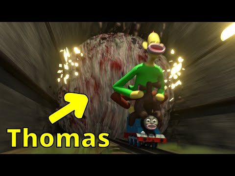 Siren Head runs away from a lot of Thomases