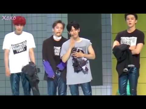 EXO Baekhyun reaction at his inappropriate shirt !! Cathie TgBoivin