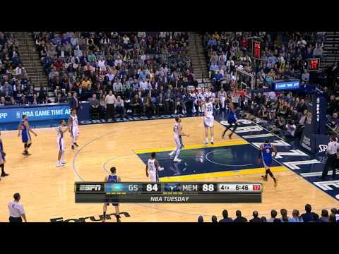 Weird soft spot in court during Warriors Grizzlies Game 12/16/14