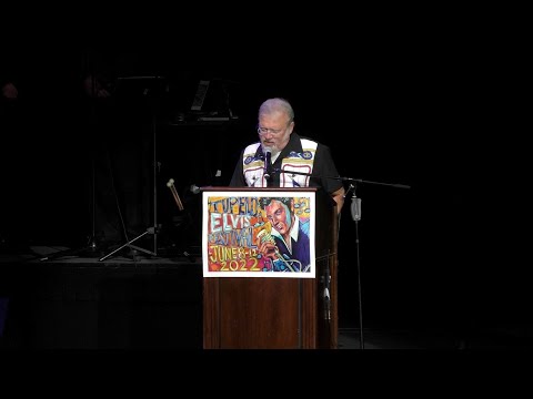 Tom Brown Introduces the Judges - video by Susan Quinn Sand