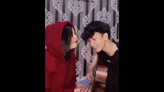 Download lagu Romantis Banget😍😍 Ziell Ferdian mp3