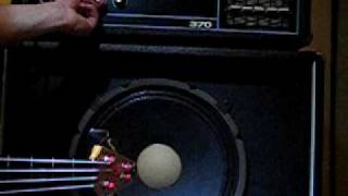 Video thumbnail for Acoustic 370 bass amp / 408 cabinet part 1 by Michael van Polen