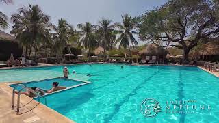 Ambiance à la piscine de l'Hôtel Neptune, février 2026.