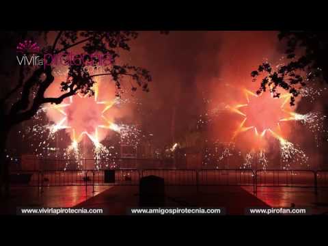 Castillo Fuegos Artificiales II Encuentro Ruta de la Seda. Valencia. Pirotecnia Nadal-Martí