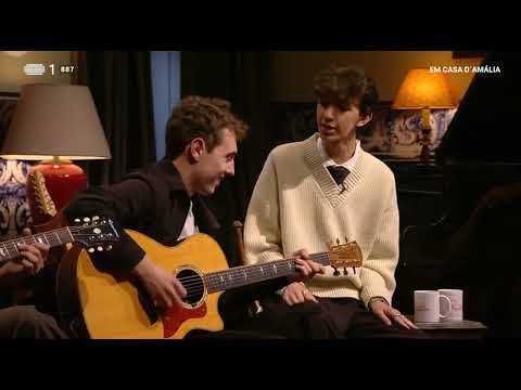 Gustavo Reinas - Srº Extraterrestre no Em Casa D'Amália (RTP1-23.1.26)