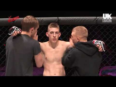 #UKFC5 - Amateur Flyweight - Denis Konarzewski vs. Jordan Kearns