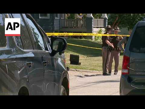 Police investigate Iowa man suspected of shooting 6 of his relatives and then himself