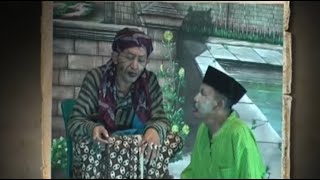 Download lagu Edi Suharun Keron became a Fake Doctor 'So Cute' Rukun Karya mp3 Download lagu Edi Suharun Keron became a Fake Doctor 'So Cute' Rukun Karya mp3