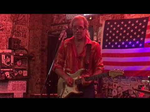 Chris Duarte (with Beth Lee) - Im Leaving You (Commit a Crime) - Adairs Saloon Dallas Tx 8/25/18