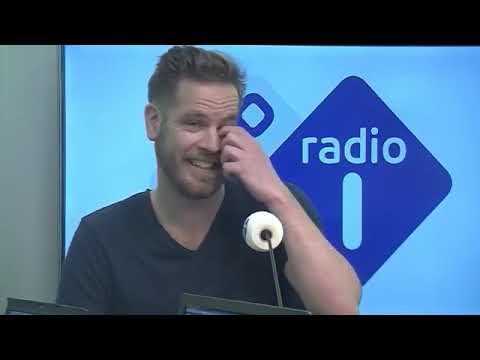 Christopher Blok's battle namens Feyenoord vs. Ajax @ 'DeNieuwsBV' op NPO Radio 1