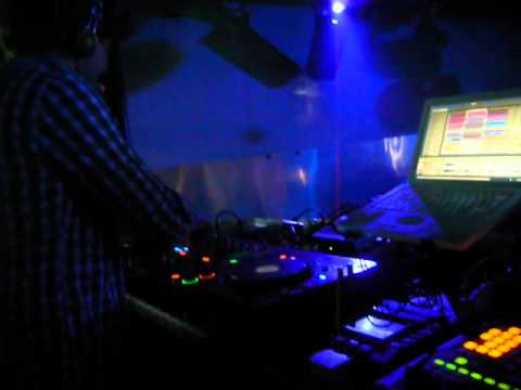 TKNIK @ Le 7, Toulouse