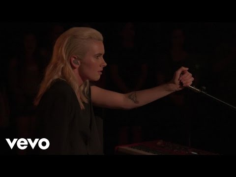 Broods - Free (Live From Capitol Records Studio A)