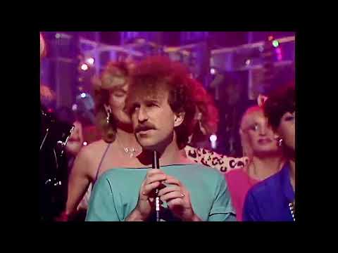 Matthew Wilder - Break My Stride  (TOTP)  1984