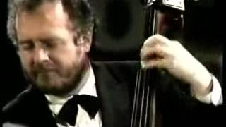 Oscar Peterson - Live in Copenhagen 1988 with NHOP and Martin Drew