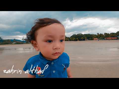 Zahrin At Pantai Balok, Kuantan, Pahang
