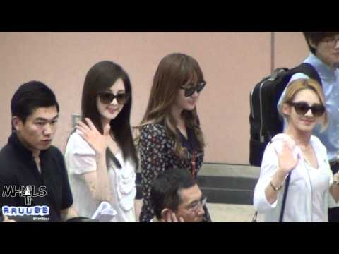 [MHTLS] 120609 SNSD Jessica Seohyun @ Taiwan Airport