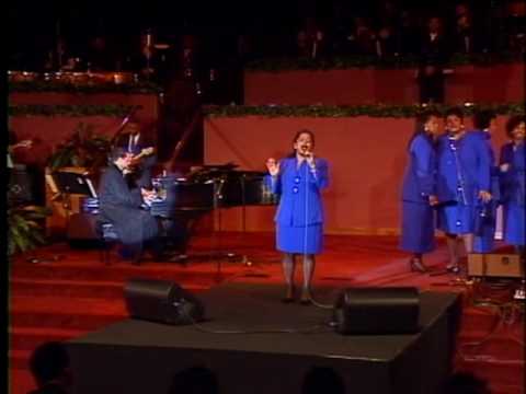 Richard Smallwood & Vision - Come Before His Presence Soloist: Debbie Steele