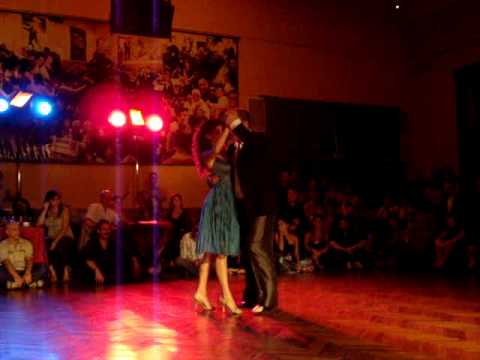  Alberto Colombo  and  Mariela Sametband  are  dancing  to  the  milonga  "  Morena  "