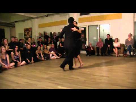  Sebastian Arce  and  Mariana Montes  are  dancing  to  the  milonga  "  No Hay Tierra Como La Mia  "