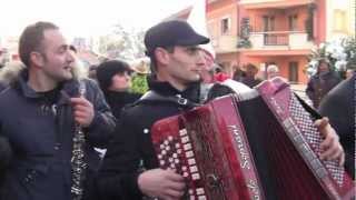 preview picture of video 'Carnevale di Montemarano 2013 (giorno 10 febbraio)'