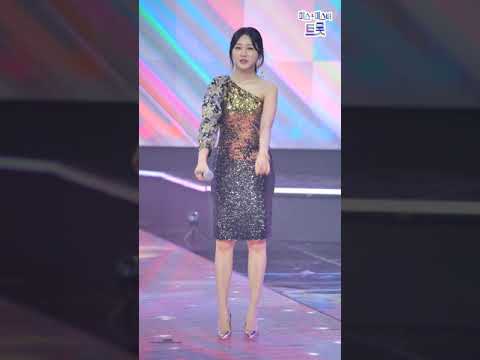 홍지윤 - 앗! 뜨거 금요일은 밤이 좋아