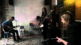 Psychic Ills, "Ring Finger" Live - Open Bar (Episode 40)
