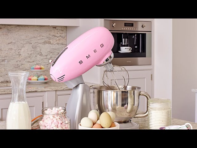 Smeg SMF01SVUK Retro Style Stand Mixer - Silver
