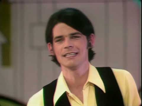 NEW * Raindrops Keep Fallin' On My Head - B. J. Thomas {Stereo} 1969