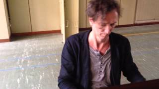 Hauschka plays in a Gym in Kortijk