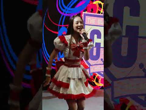 230330 (Kaimook Fancam) The Glass Girls - ปั่นป่วน @ True 5G Pro Hub - Siam Discovery