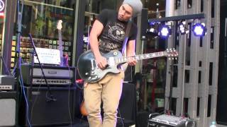 Kemper Performance Sessions - Benny Young at No.1 Guitar Center Festival