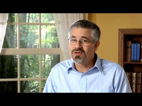 Jesus Walks Away from a Crowd: HeavenWord 7 - 0124