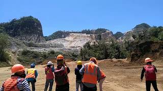 Download lagu Proses blasting/peledakan batu gamping pt. Bosowa mp3 Download lagu Proses blasting/peledakan batu gamping pt. Bosowa mp3