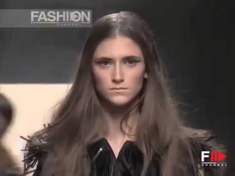 Fashion Show "Prada" Autumn Winter 2007 2008 Pret a Porter Milan 3 of 3 by Fashion Channel