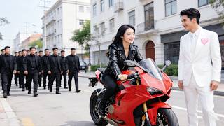 The cold CEO fell for this simple girl—little did he know, she’s the top gang leader!