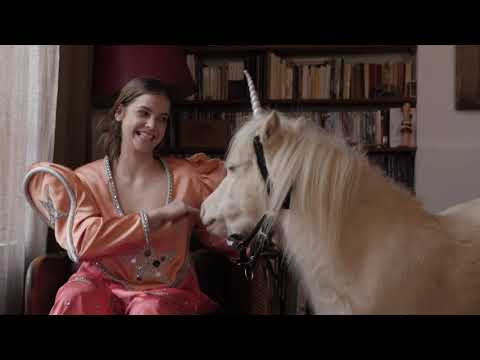 GLAMOUR - Barbara Palvin - Backstage