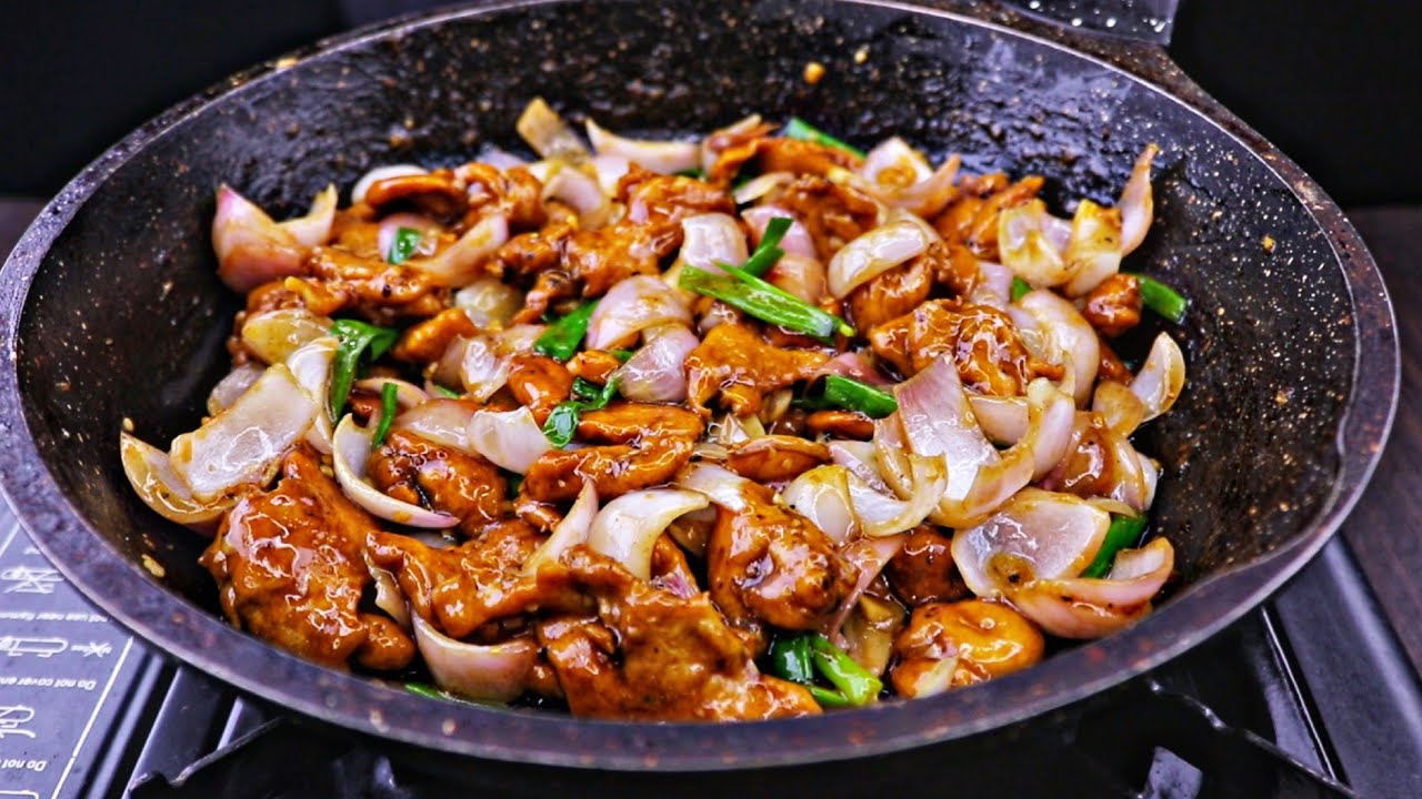 Mary Berry's Panang Chicken Stir-Fry: A Quick and Flavorful Weeknight Meal